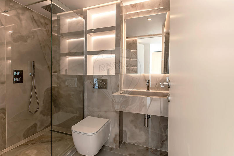 Appartement - 138 m² - 4 pièces