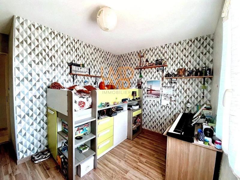 Maison - 247 m² - 5 pièces