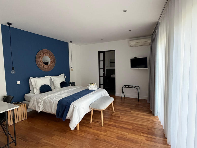 Maison - 253 m² - 6 pièces