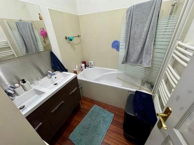 Appartement - 101 m² - 3 pièces