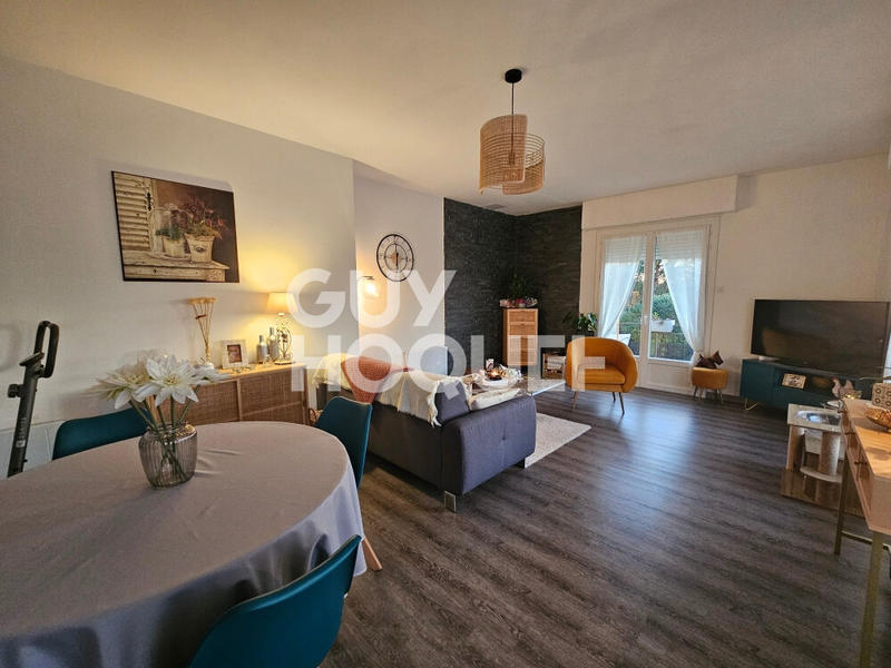 Maison - 105 m² - 4 pièces