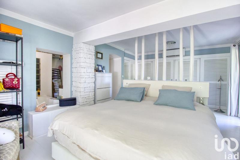 Maison - 264 m² - 8 pièces