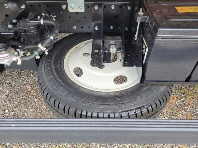 Isuzu M27 Serie Bleu F 2750 Benne Basculante