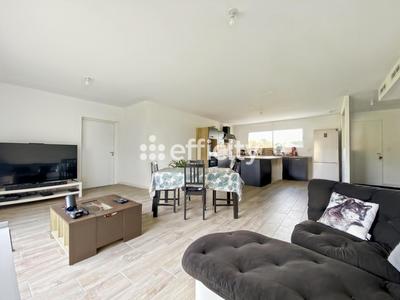 Maison - 97 m² - 4 pièces