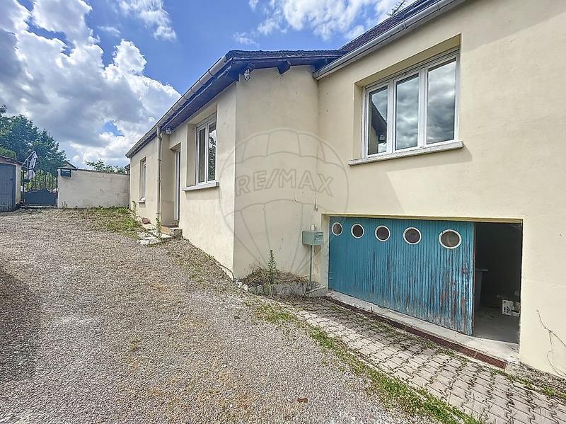 Maison - 89 m² - 5 pièces