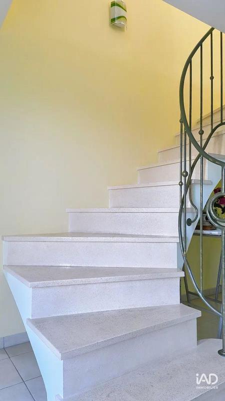 Maison - 177 m² - 4 pièces