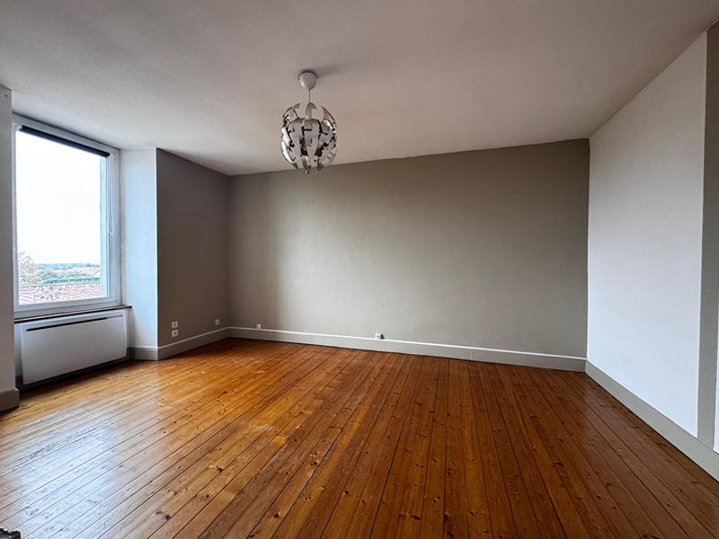 Appartement - 83 m² - 3 pièces