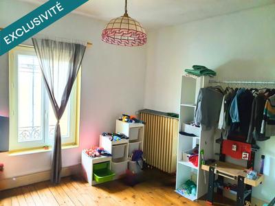 Maison - 137 m² - 6 pièces