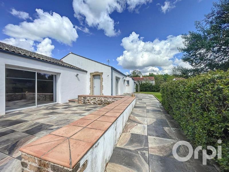 Maison - 187 m² - 5 pièces