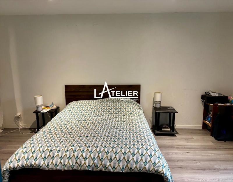 Maison - 159 m² - 8 pièces