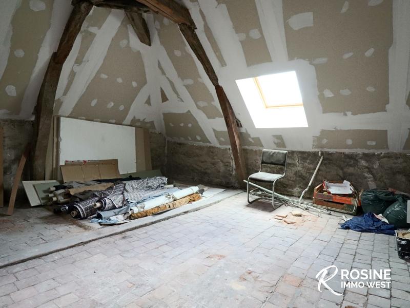 Maison - 110 m² - 4 pièces