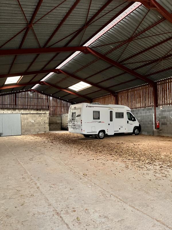 Parking / Garage - 10 m²