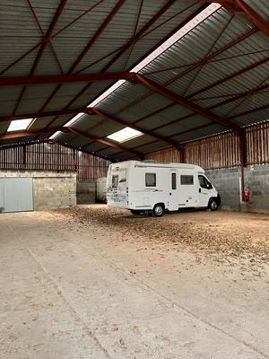 Parking / Garage - 10 m²