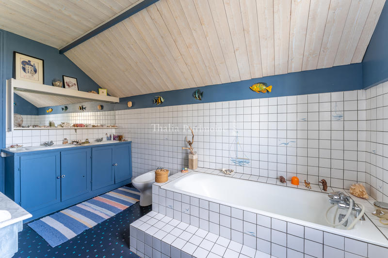 Maison - 160 m² - 6 pièces