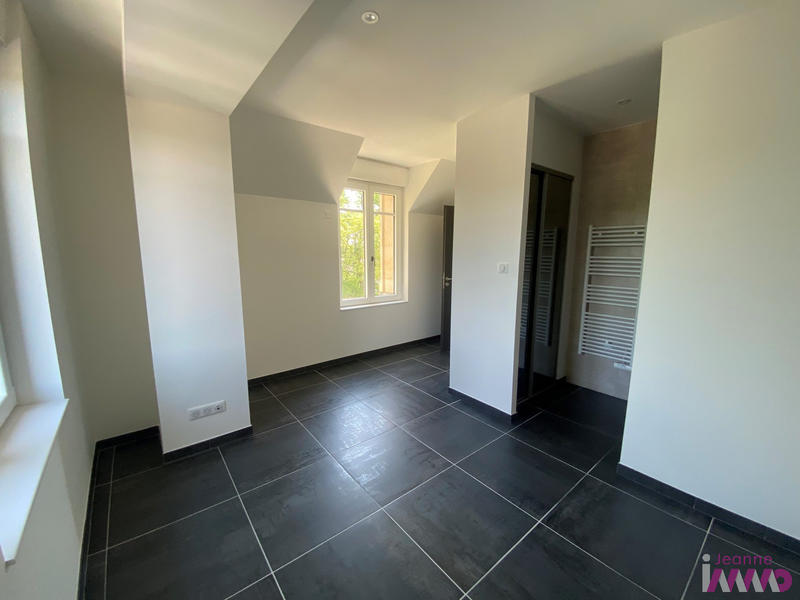 Appartement - 95 m² - 3 pièces