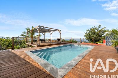 Maison - 190 m² - 6 pièces