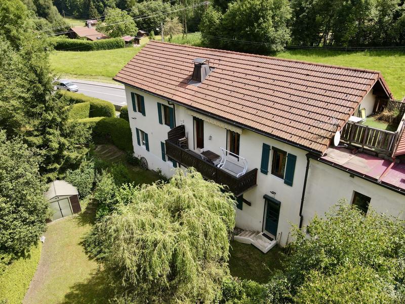 Maison - 276 m² - 13 pièces