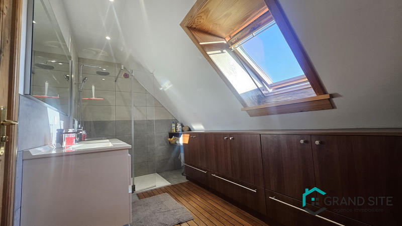 Maison - 141 m² - 6 pièces