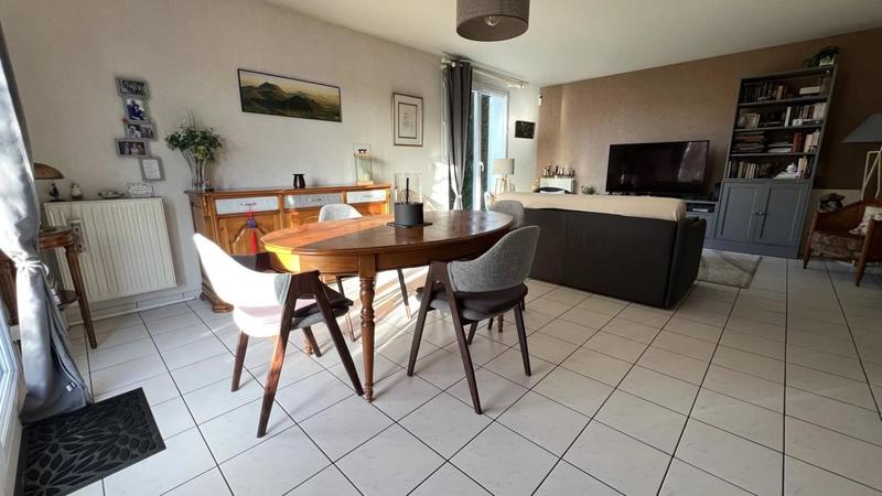 Maison - 105 m² - 6 pièces