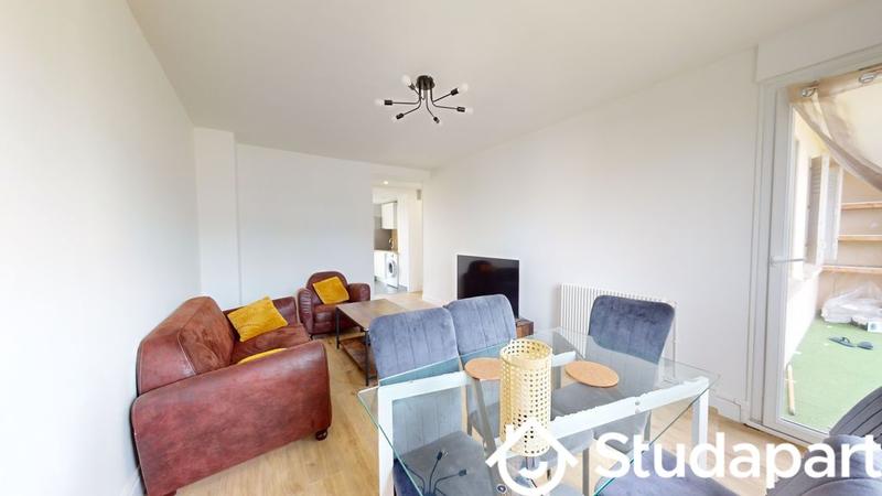 Chambre - 66 m² - 1 pièce