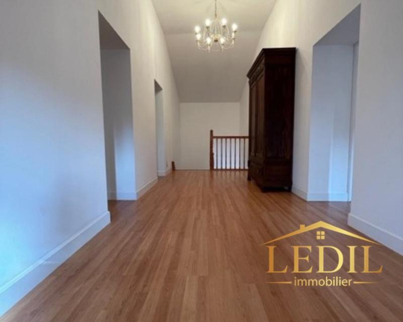 Maison de maîtres - 214 m² - 6 pièces