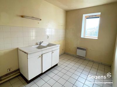 Appartement - 83 m² - 4 pièces