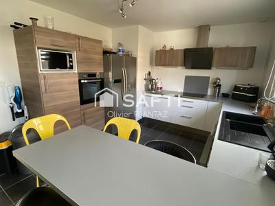 Maison - 127 m² - 7 pièces