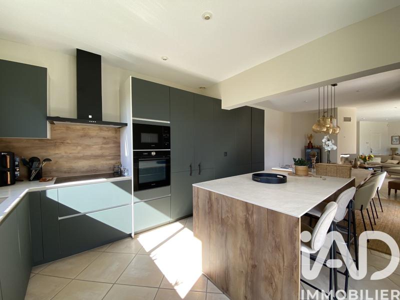 Maison - 158 m² - 6 pièces