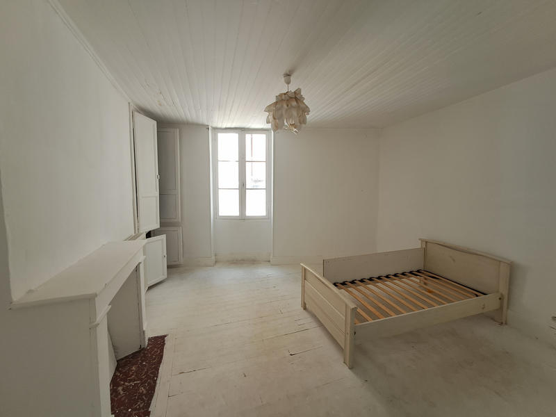 Maison - 170 m² - 6 pièces