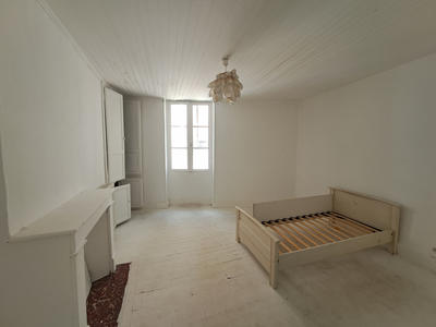 Maison - 170 m² - 6 pièces