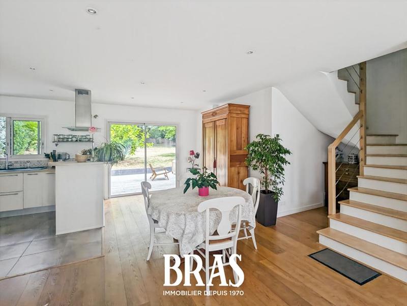 Maison - 156 m² - 6 pièces