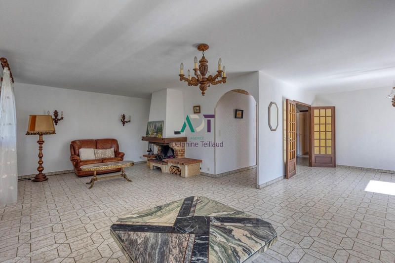 Villa - 180 m² - 7 pièces