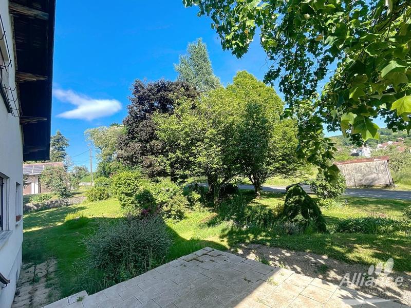 Maison - 143 m² - 7 pièces