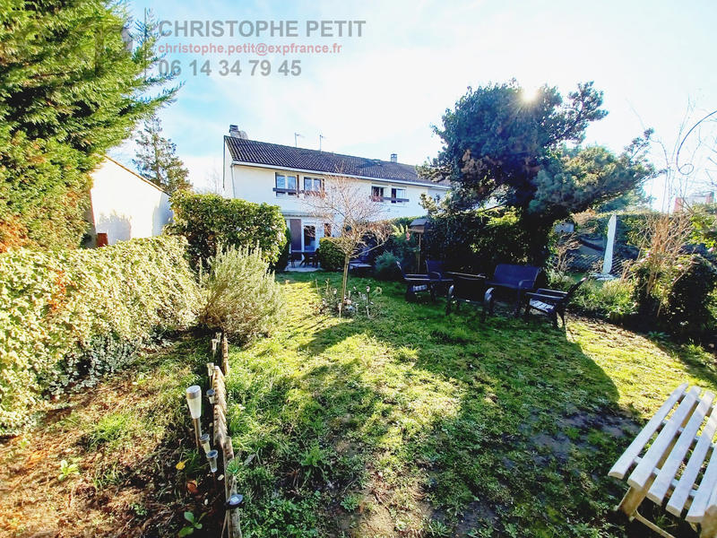 Maison - 85 m² - 5 pièces