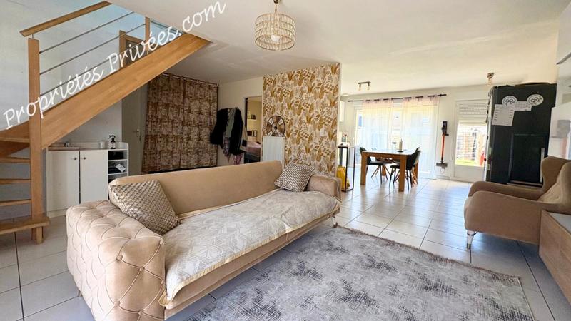 Maison - 99 m² - 7 pièces