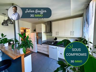 Appartement - 150 m² - 6 pièces