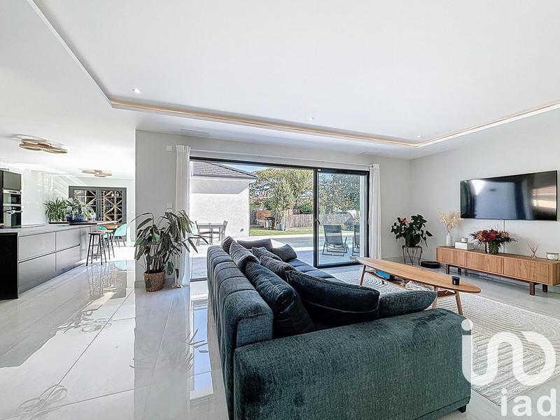 Maison - 140 m² - 5 pièces