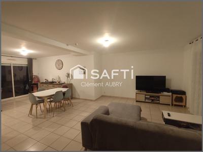 Maison - 121 m² - 6 pièces