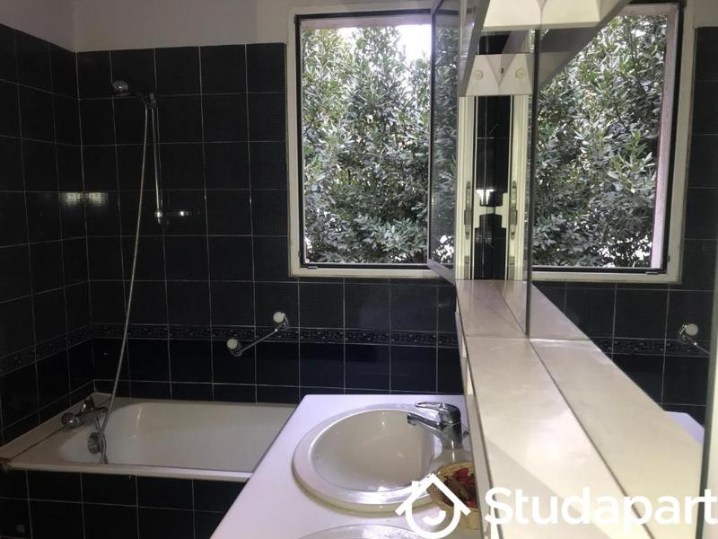 Chambre - 14 m² - 1 pièce