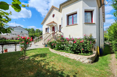 Maison - 130 m² - 6 pièces