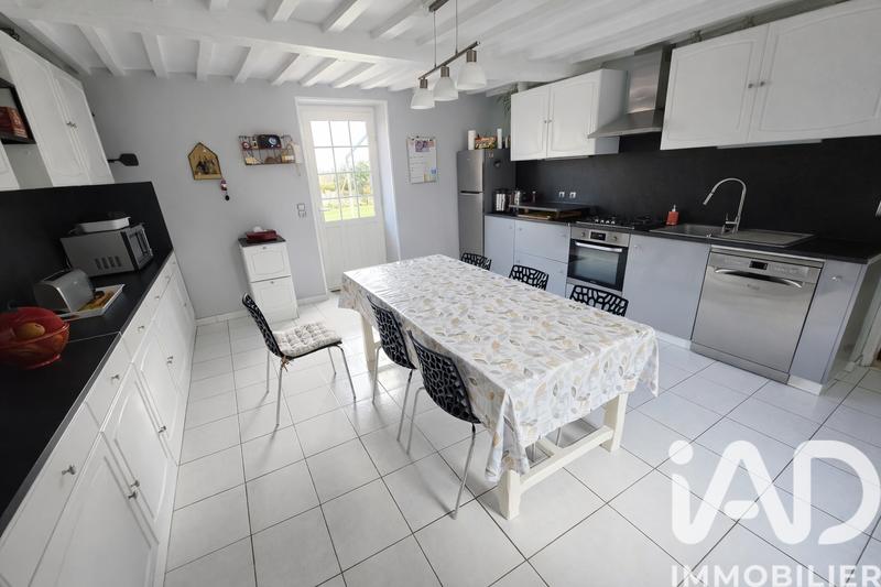 Maison - 254 m² - 11 pièces