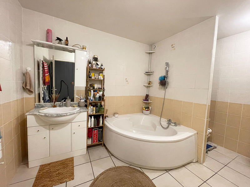 Appartement - 111 m² - 4 pièces