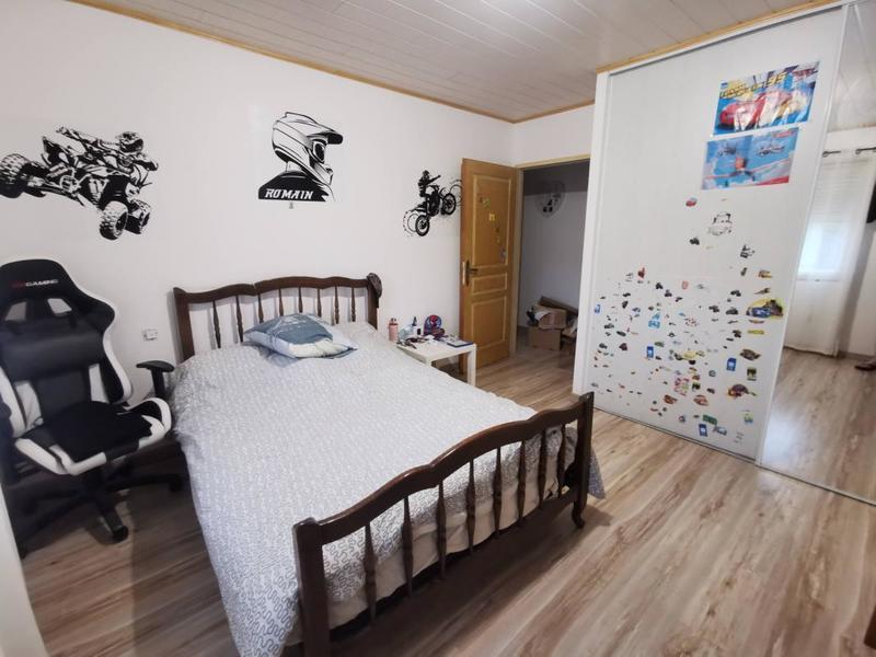 Villa - 242 m² - 7 pièces