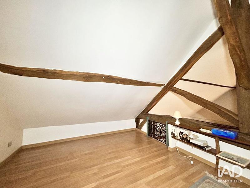 Maison - 265 m² - 10 pièces