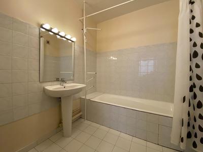 Appartement - 56 m² - 2 pièces