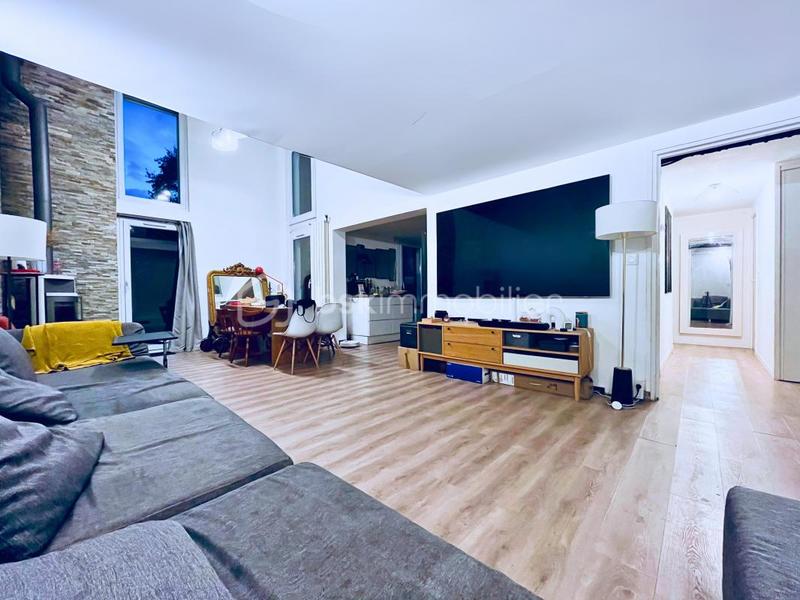 Maison - 110 m² - 5 pièces