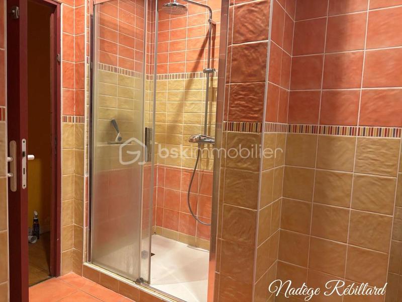 Maison - 133 m² - 8 pièces