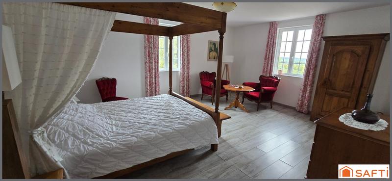 Maison - 315 m² - 6 pièces