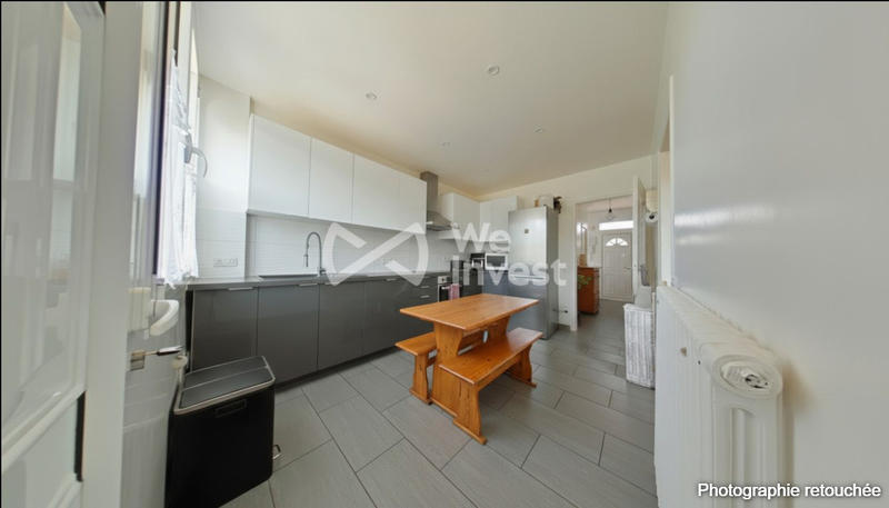 Maison - 143 m² - 7 pièces