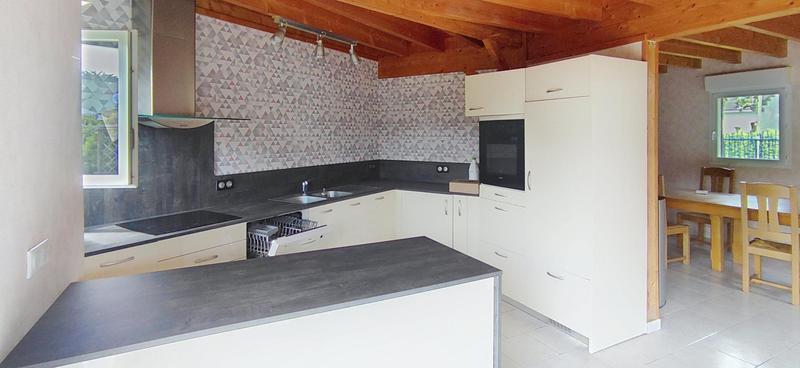 Maison - 130 m² - 6 pièces